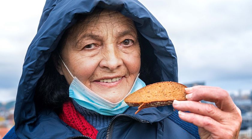 Tyrimas atskleidė – Kalėdos bus vienišos: kas antras šalies gyventojas nelankys tėvų ir senelių