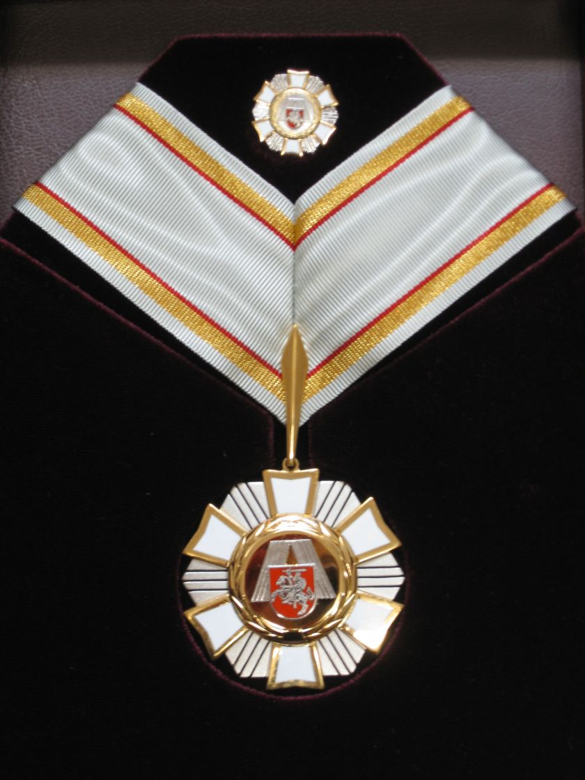 Garbingiausias profesinis apdovanojimas įteiktas septyniems valstybinės archyvų sistemos darbuotojams