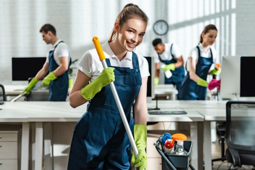 Kaip pasirinkti valymo įmonę? Patarimai ieškantiems patikimo partnerio