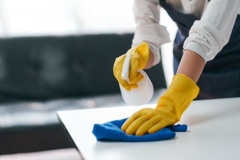 Kaip pasirinkti valymo įmonę? Patarimai ieškantiems patikimo partnerio