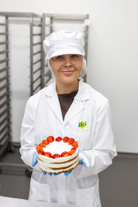 Inga Žuolytė išbandė naują profesiją „Iki“ kepykloje: „Čia kaip aštuntas pasaulio stebuklas“