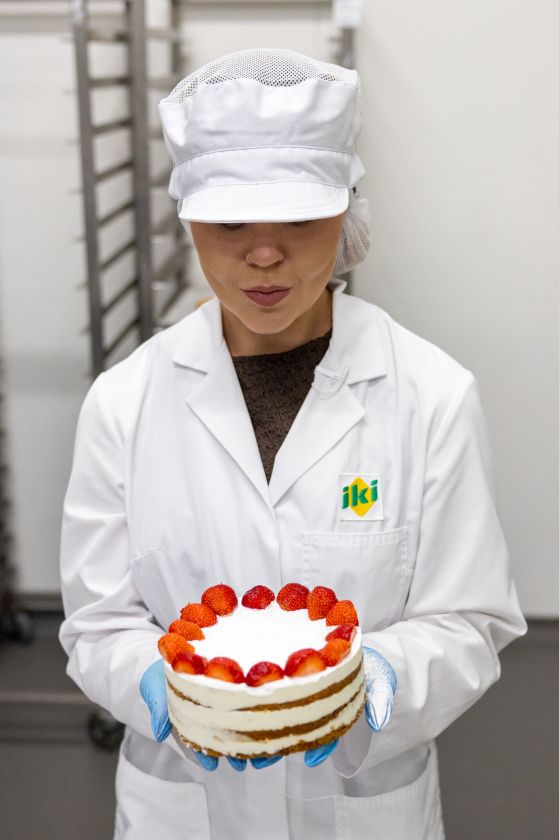 Inga Žuolytė išbandė naują profesiją „Iki“ kepykloje: „Čia kaip aštuntas pasaulio stebuklas“