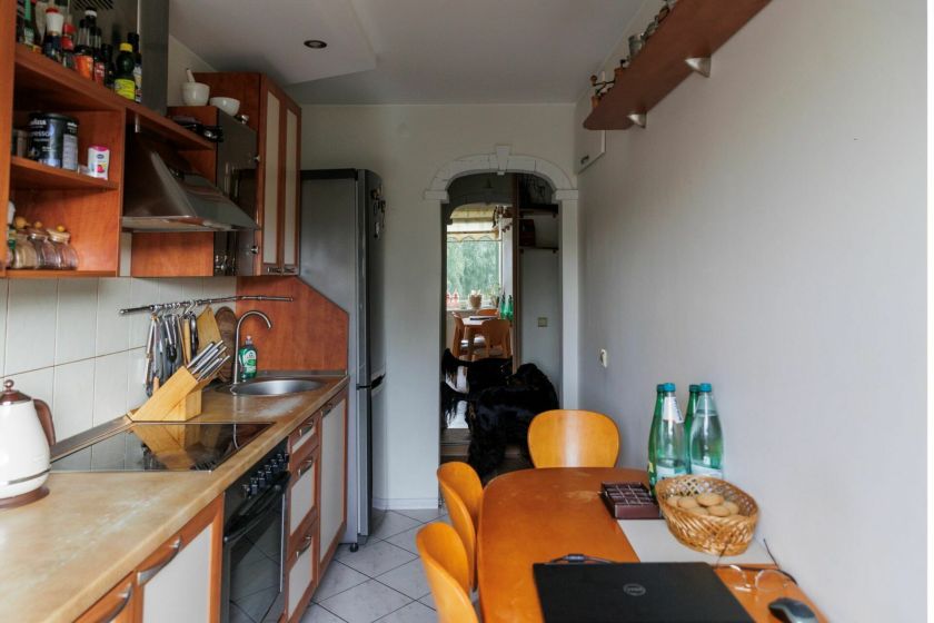 Prieš ir po: kaip atgyvenusi virtuvė tapo šviesia, jaukia ir patogia